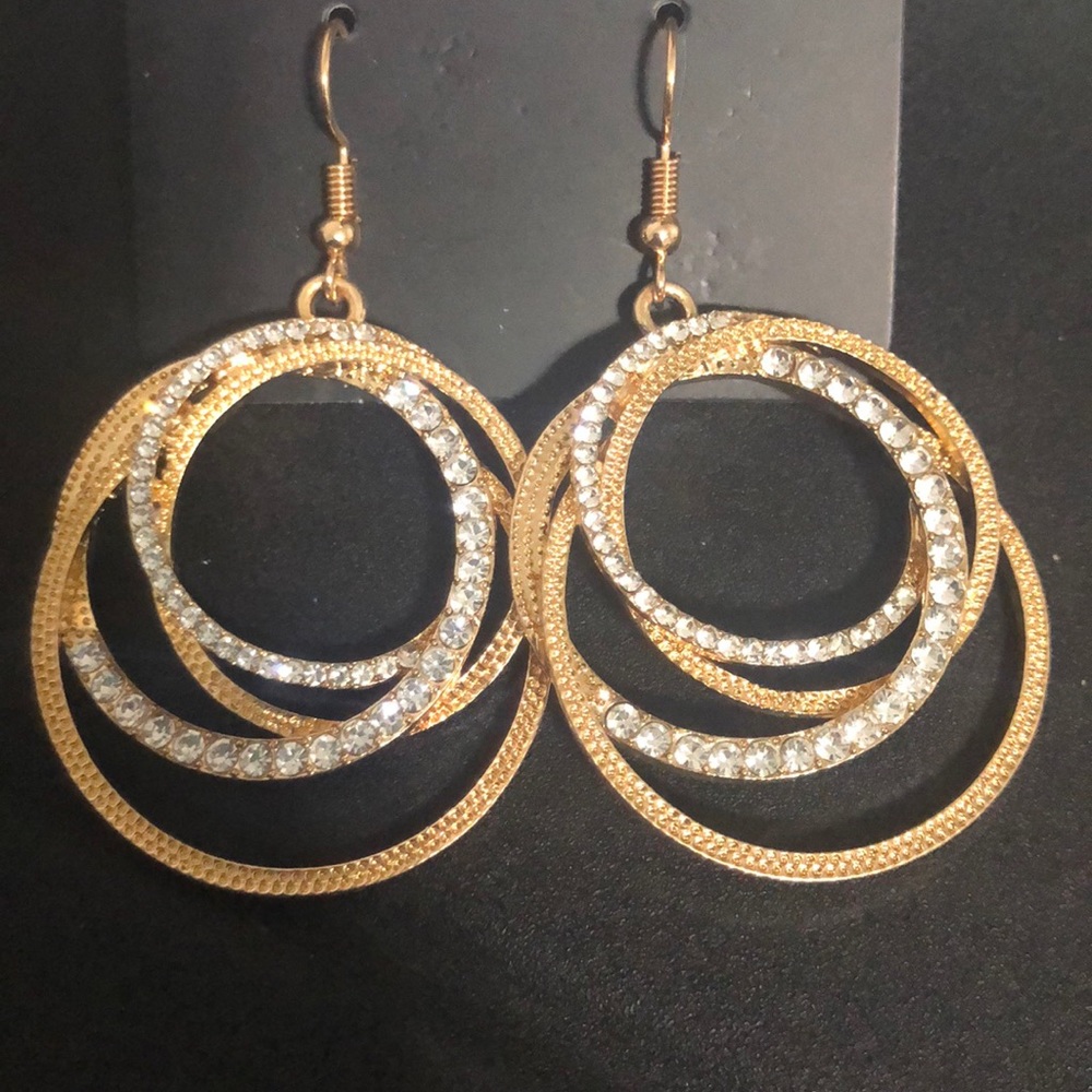 Earrings - Picture 3 of 8